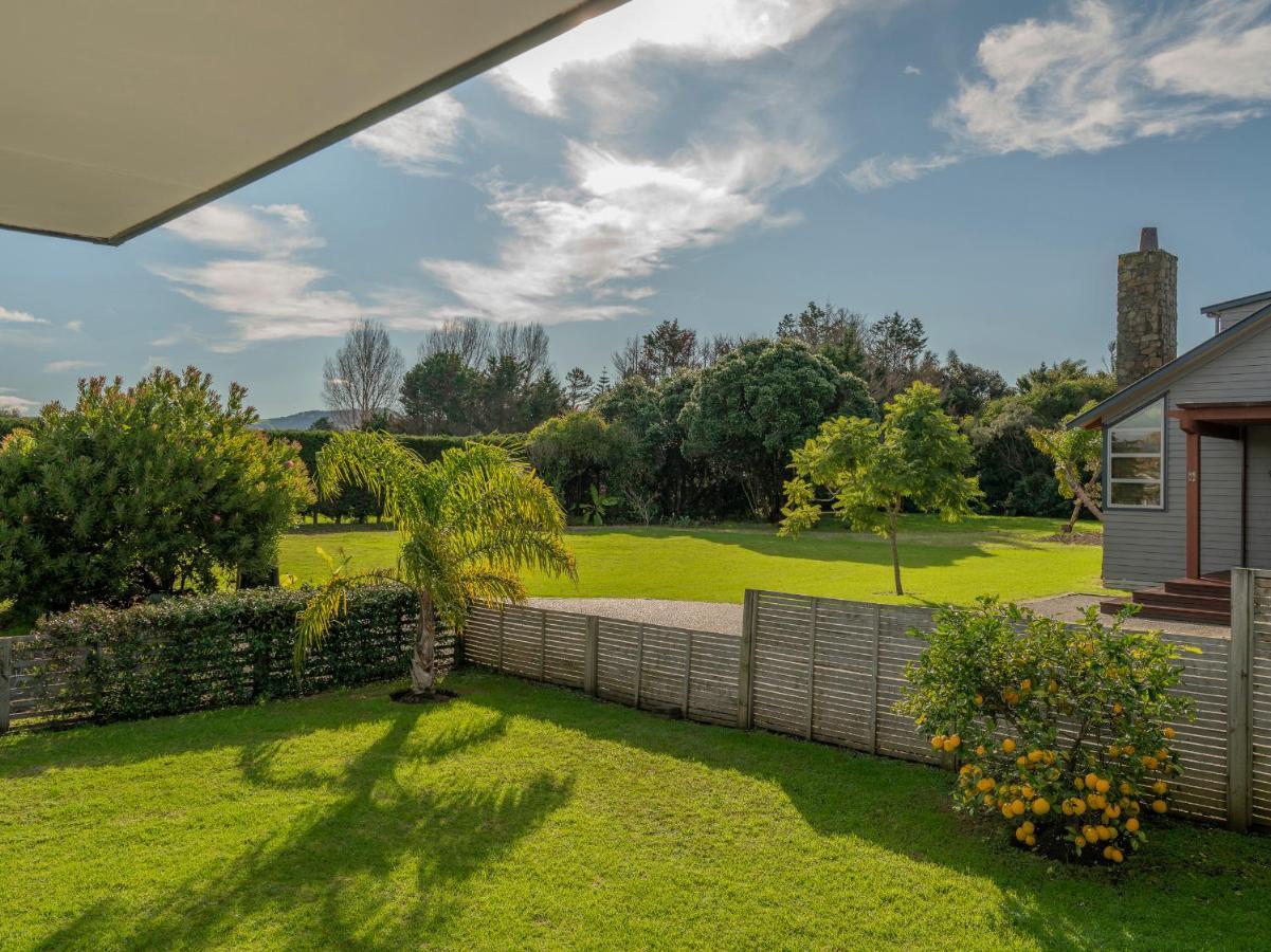 Sunlight Bach - Whitianga Holiday Home المظهر الخارجي الصورة